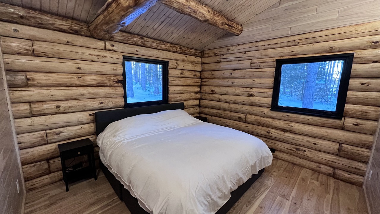 Photo of Bedroom in Winter