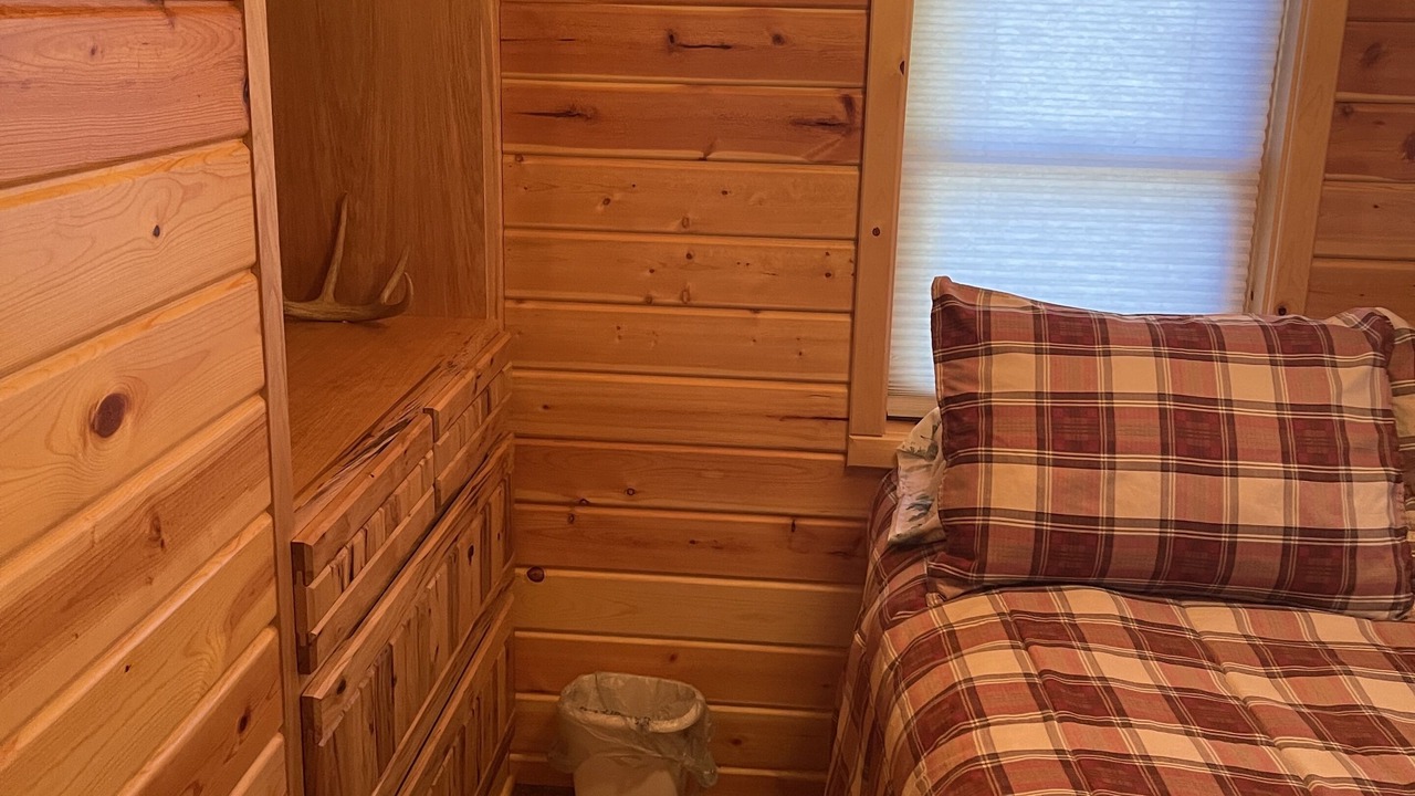 Photo of Bedroom in Arbor Vitae