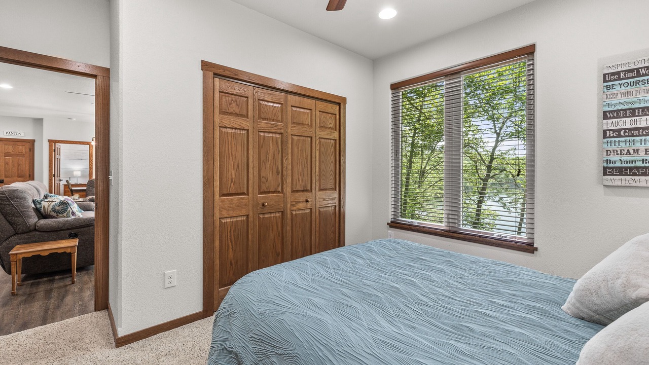 Photo of Bedroom in Gleason