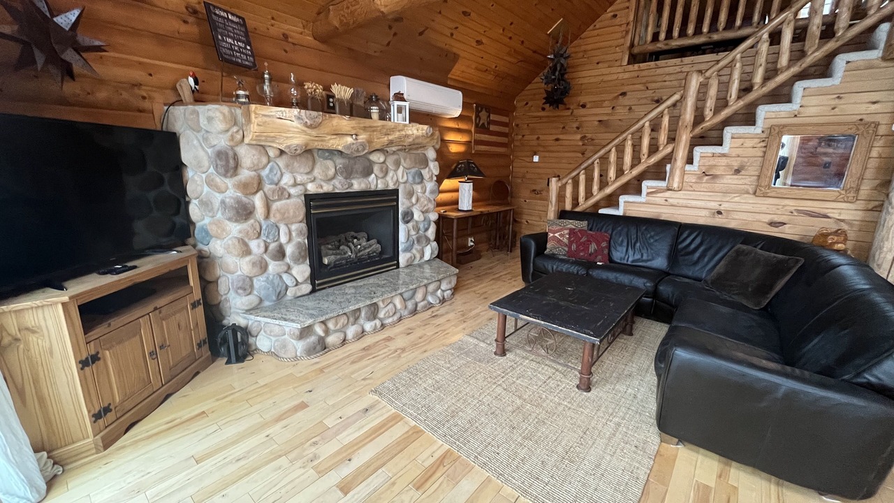 Photo of Livingroom in Harpers Ferry