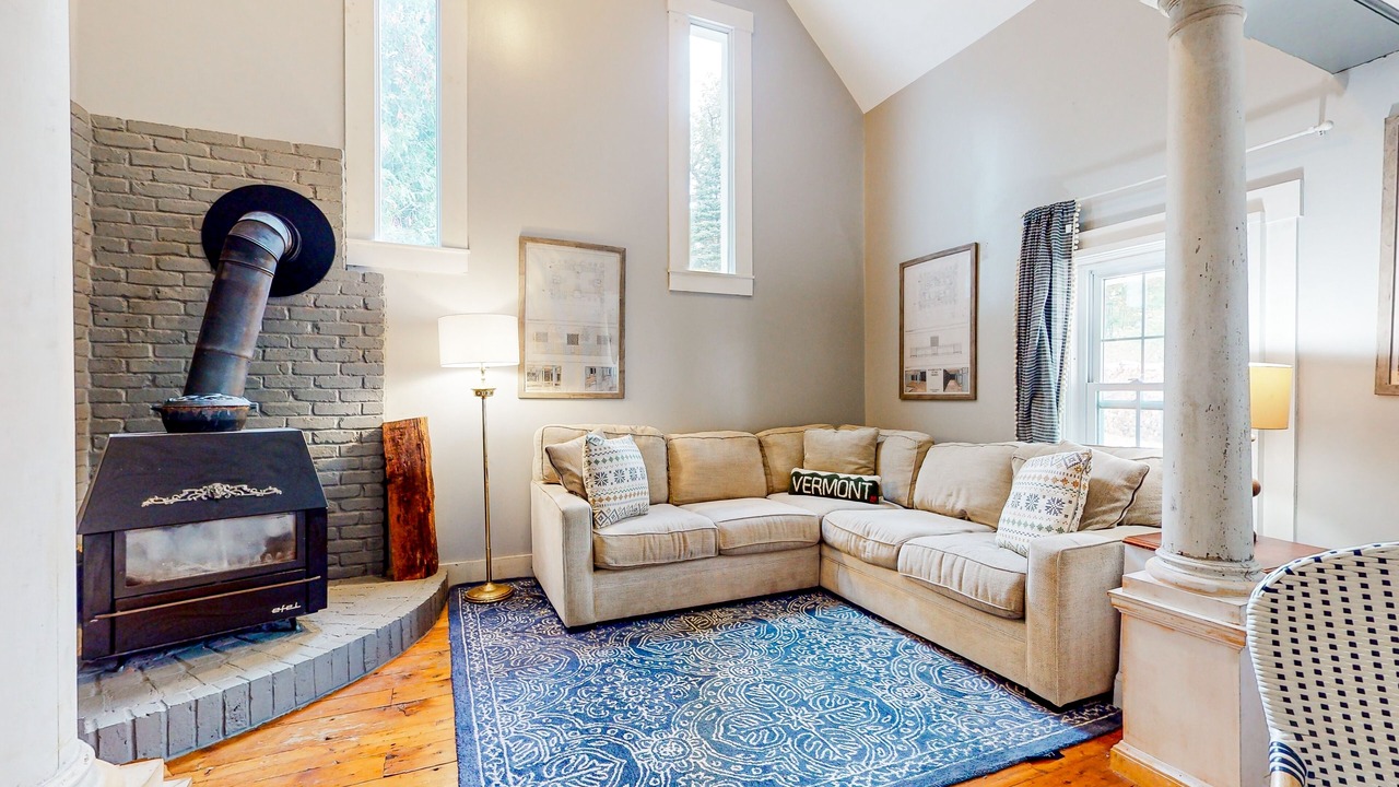 Photo of Livingroom in West Hartford