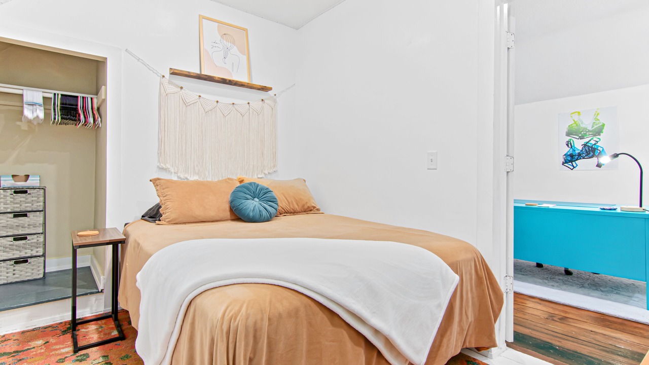 Photo of Bedroom in North End