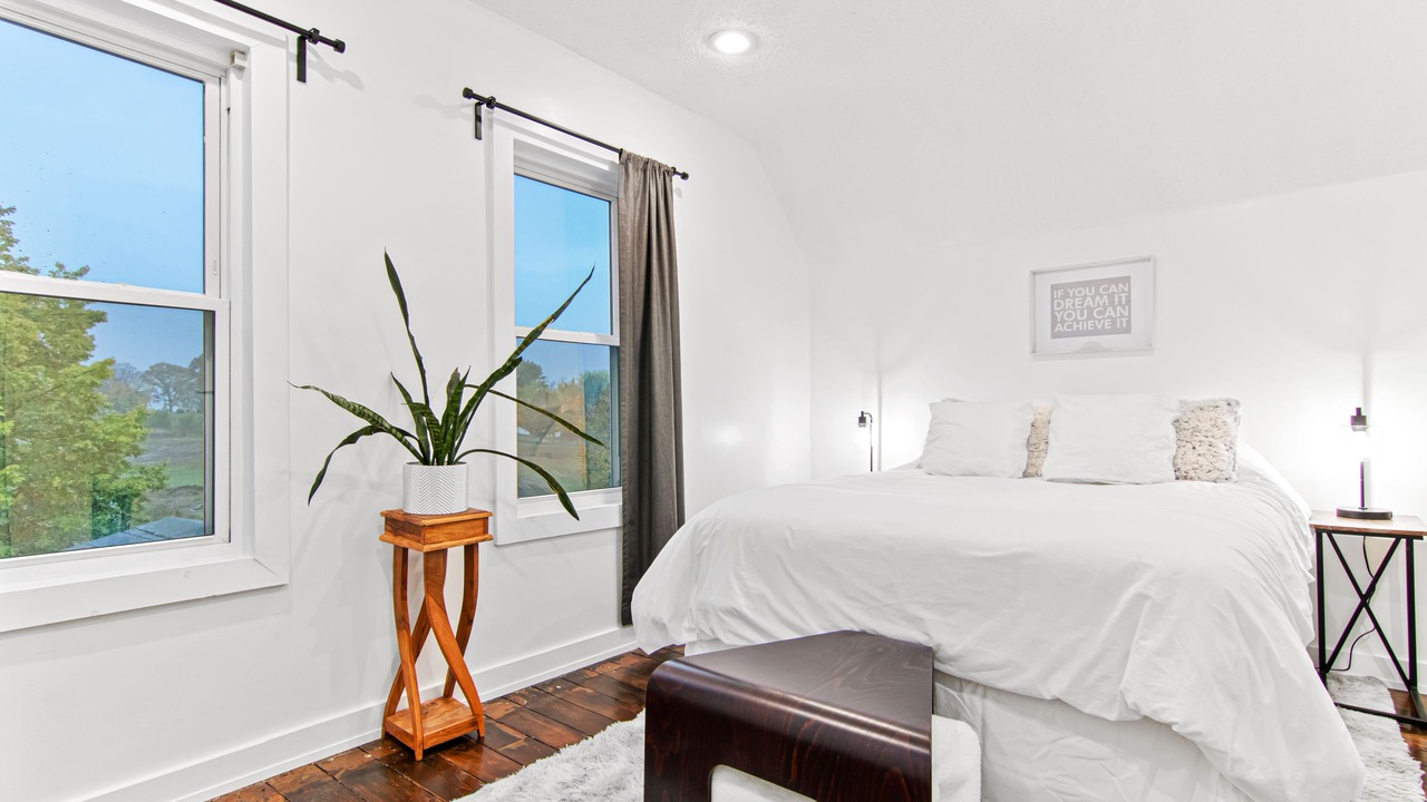 Photo of Bedroom in North End