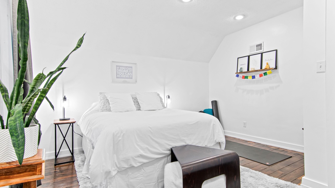 Photo of Bedroom in North End