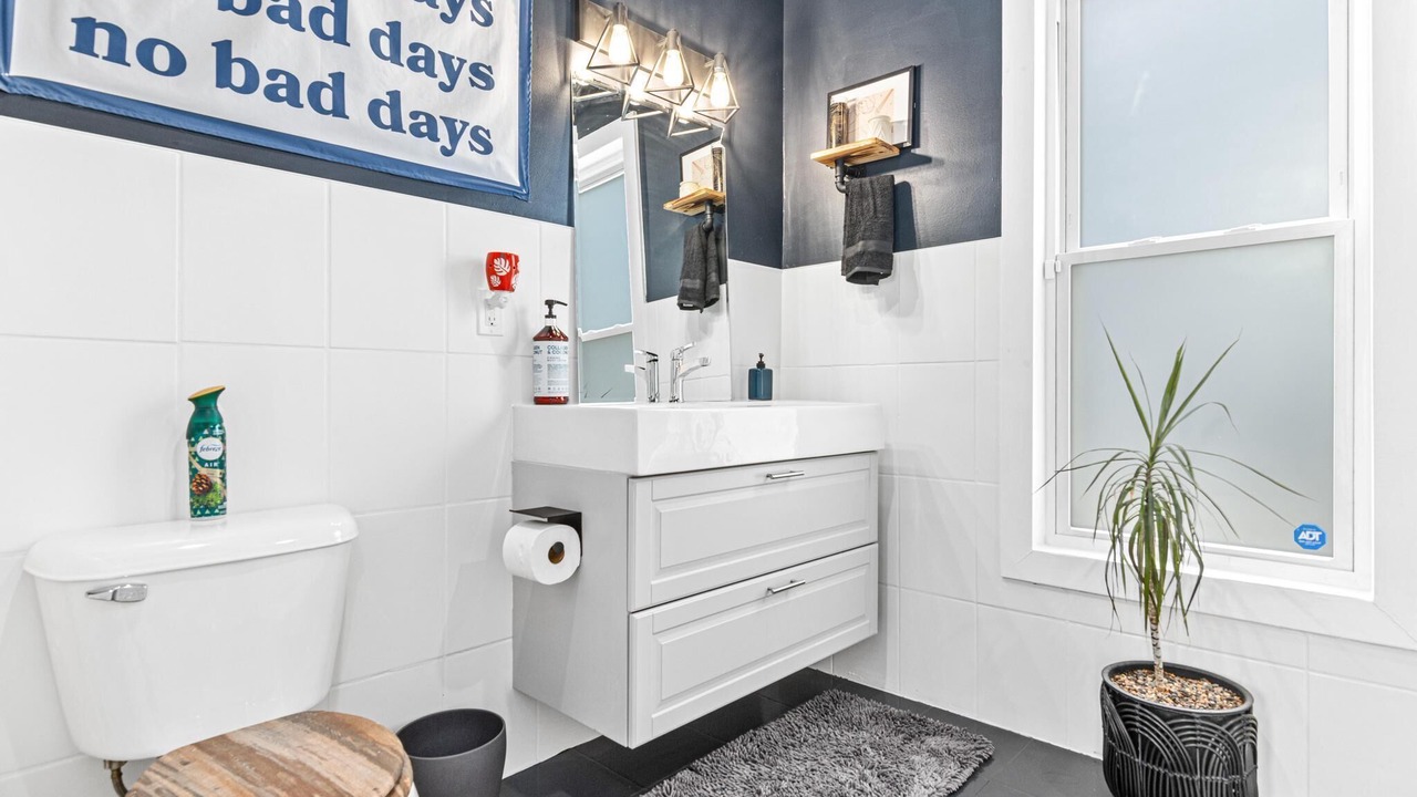 Photo of Bathroom in North End