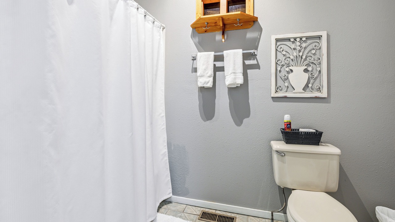 Photo of Bathroom in Alma