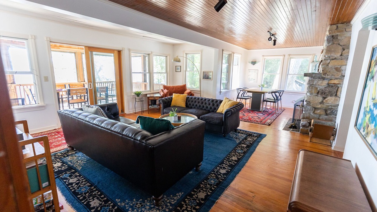 Photo of Livingroom in Westport