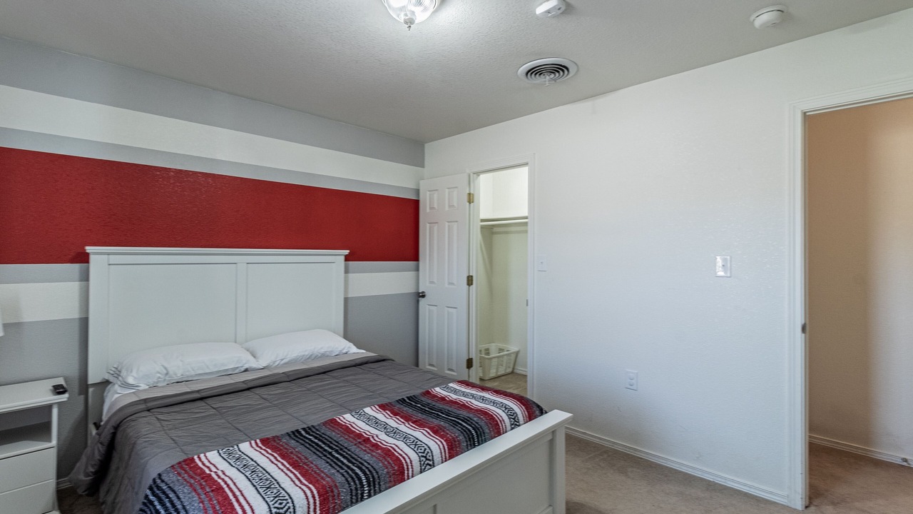 Photo of Bedroom in Aztec