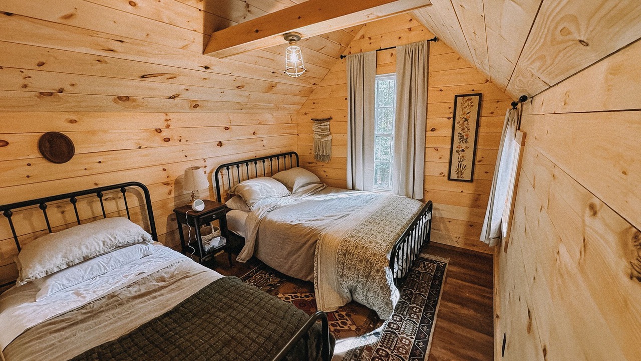 Photo of Bedroom in Malone