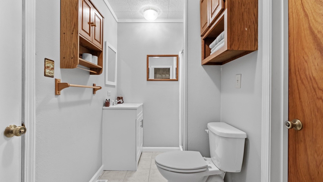 Photo of Bathroom in Pangburn