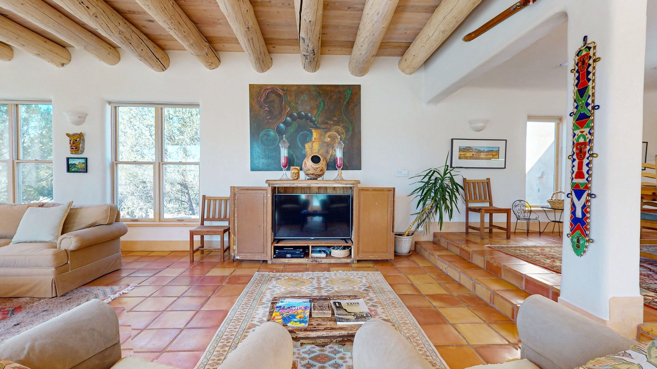 Photo of Livingroom in Valdez