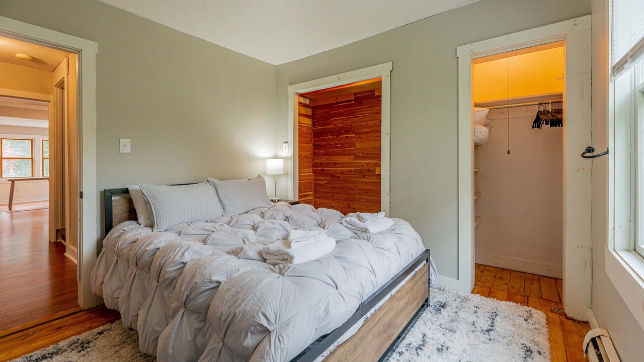 Photo of Bedroom in East Haven  Rutland County