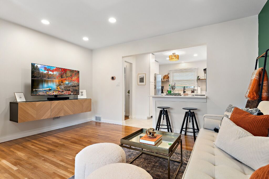 Photo of Livingroom in Highland