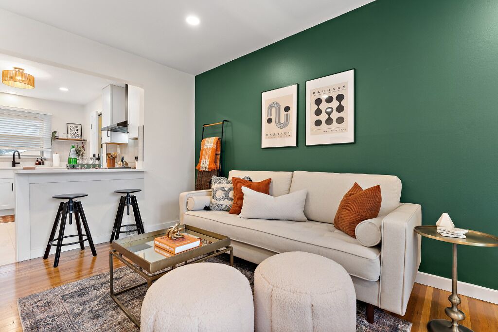 Photo of Livingroom in Highland