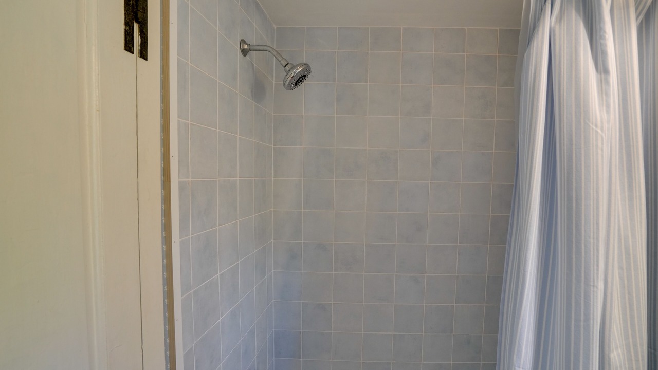 Photo of Bathroom in Canaan