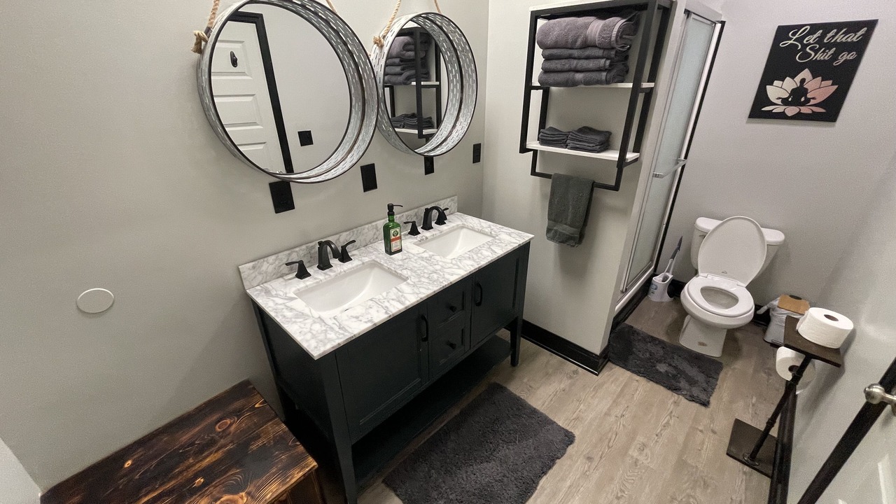 Photo of Bathroom in Pineville