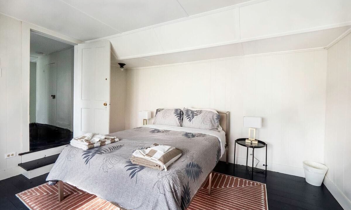 Photo of Bedroom in Hillsdale