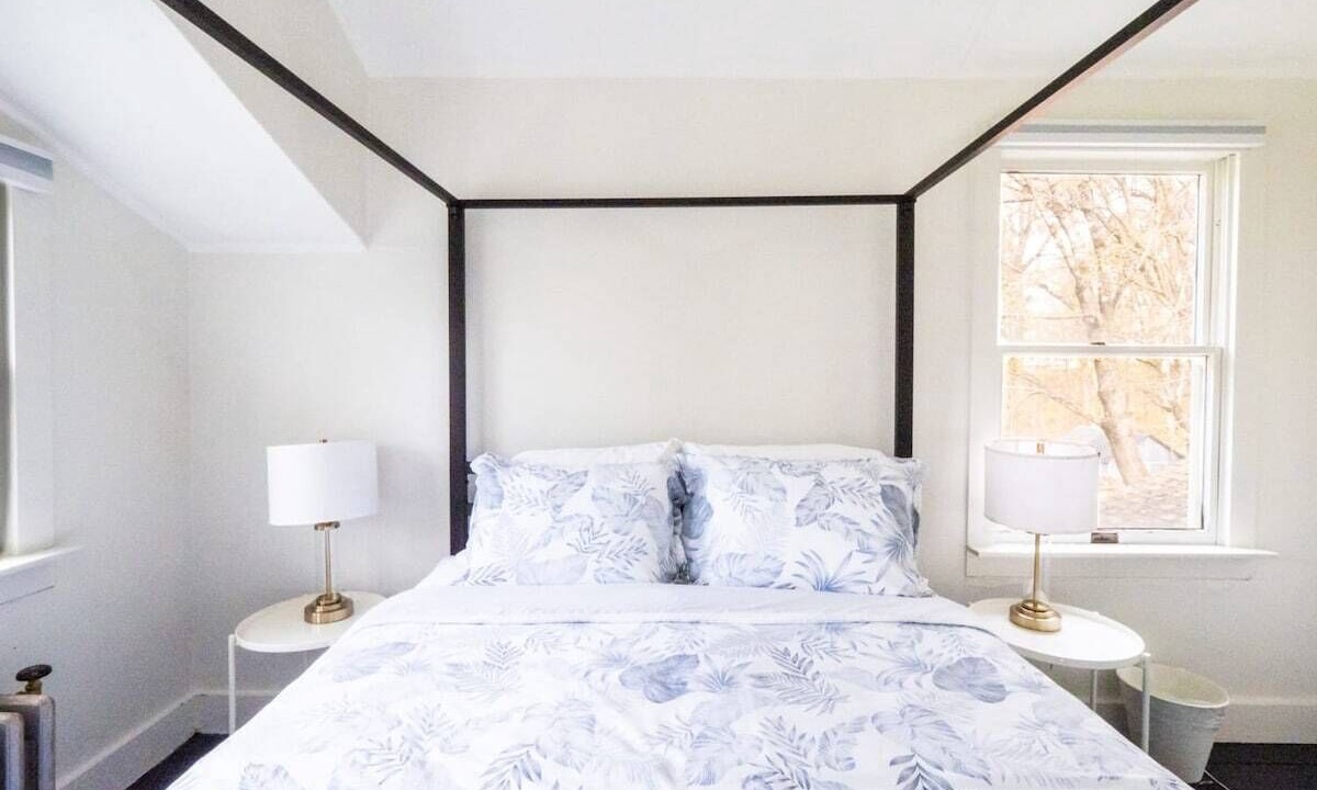 Photo of Bedroom in Hillsdale