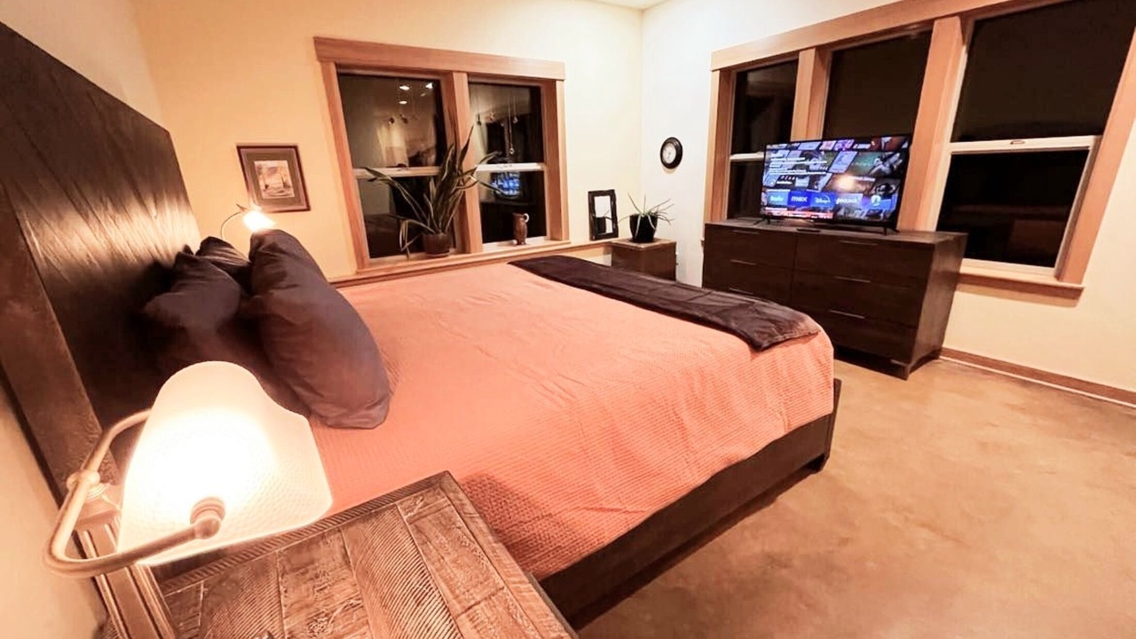Photo of Bedroom in Port Orford