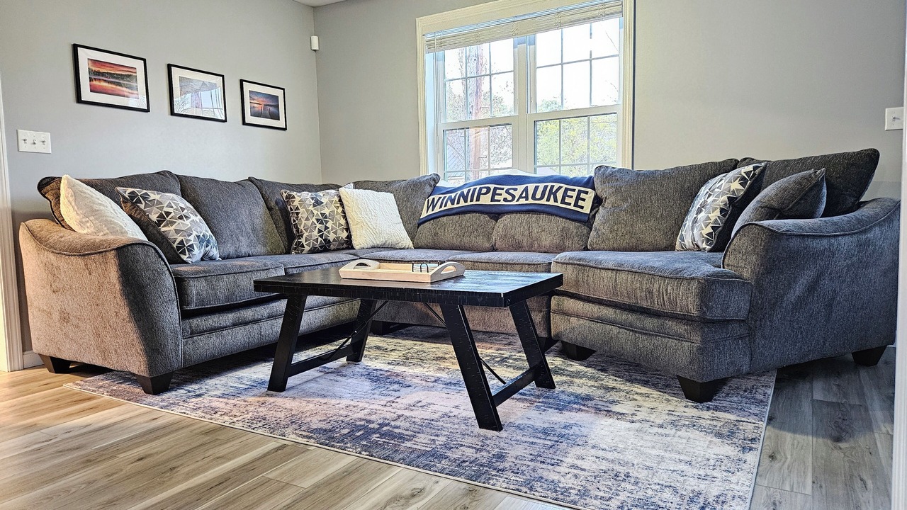 Photo of Livingroom in Meredith