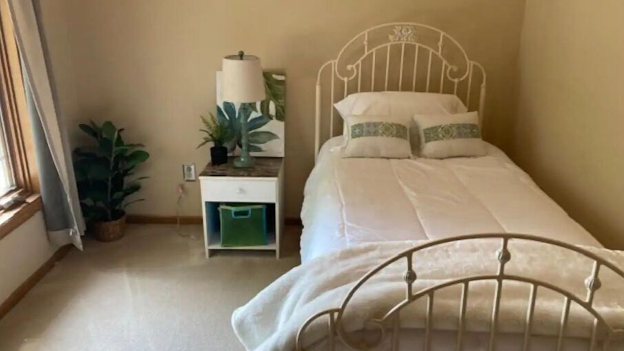 Photo of Bedroom in Woodbury
