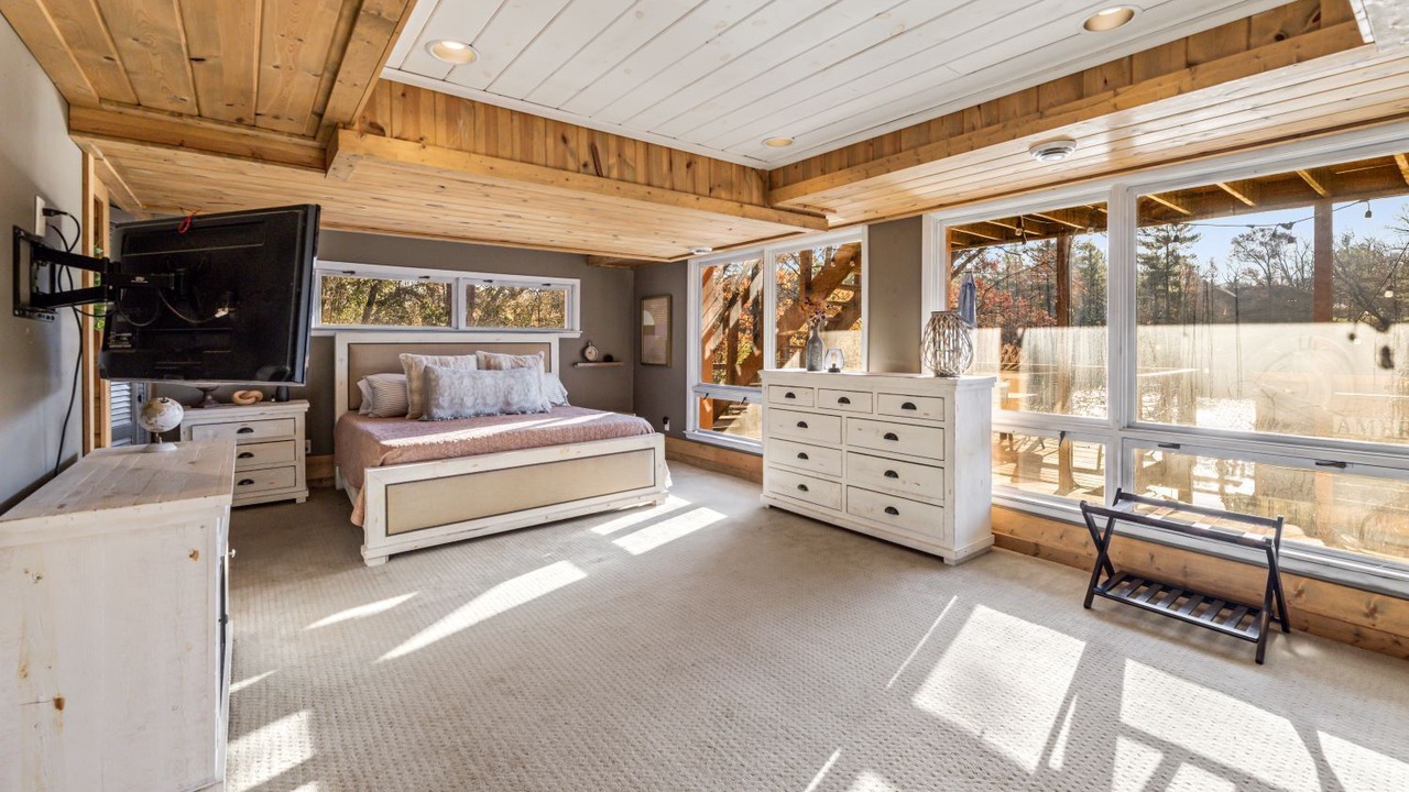 Photo of Bedroom in Black River Falls