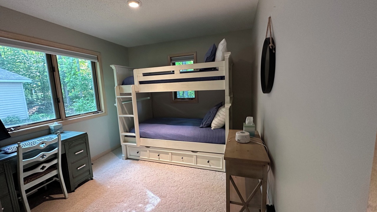 Photo of Bedroom in Deerwood