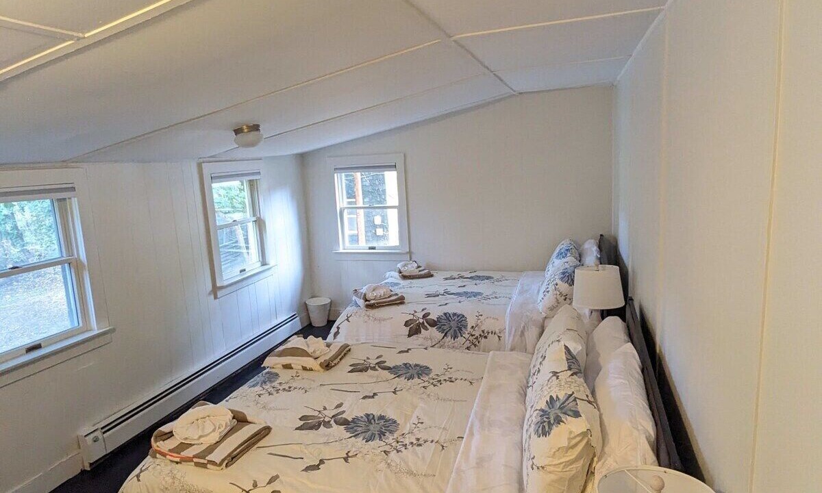 Photo of Bedroom in Hillsdale