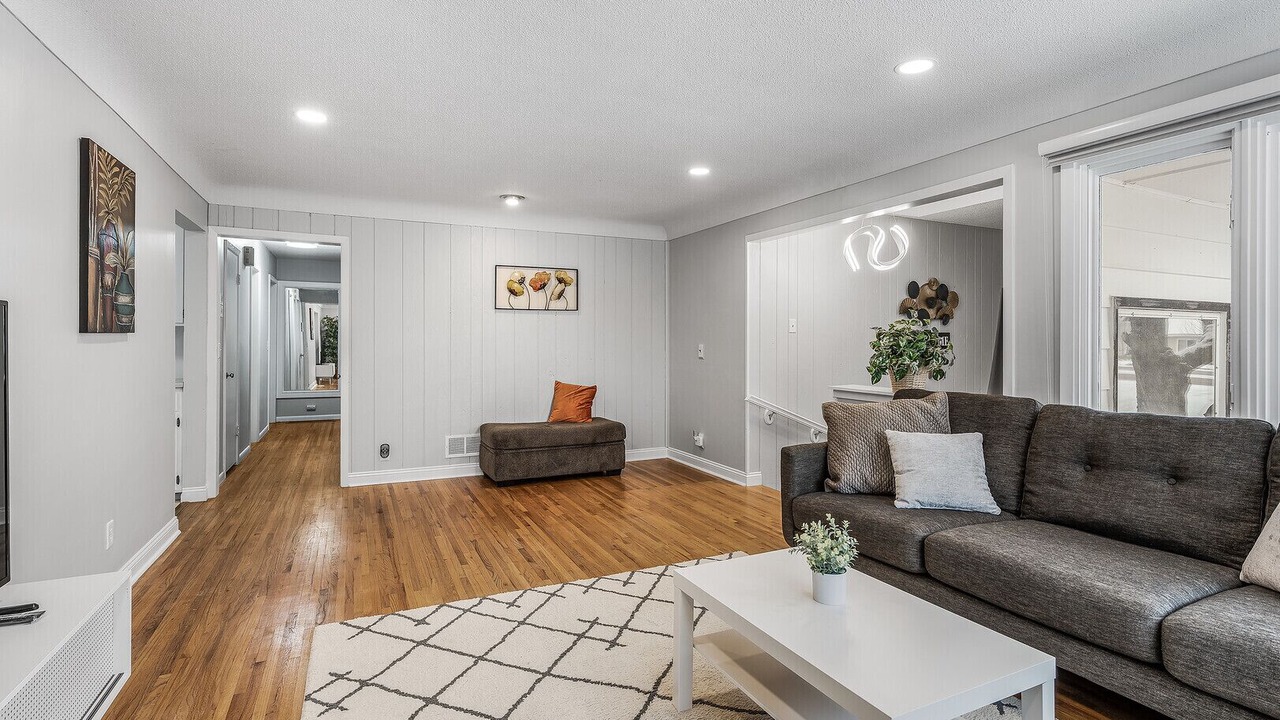 Photo of Livingroom in Vadnais Heights