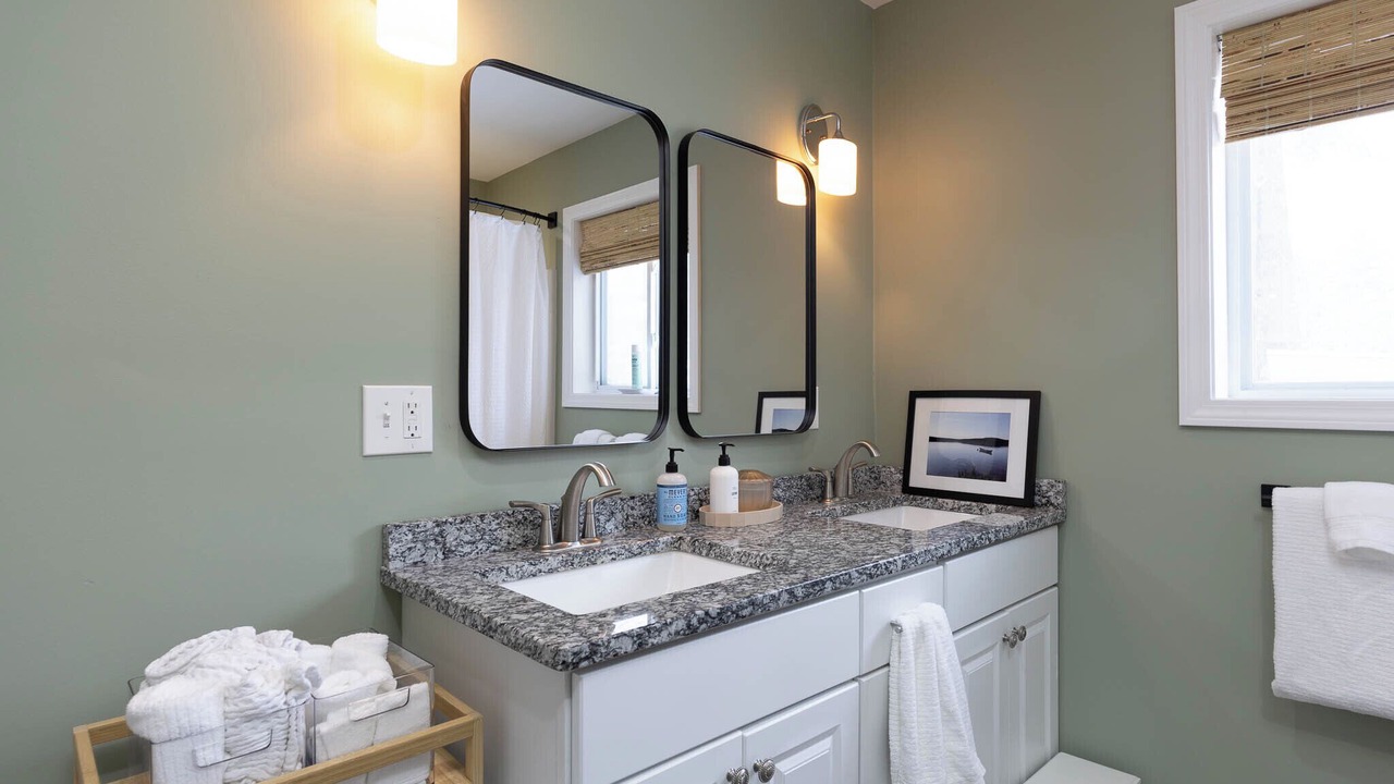 Photo of Bathroom in Acworth