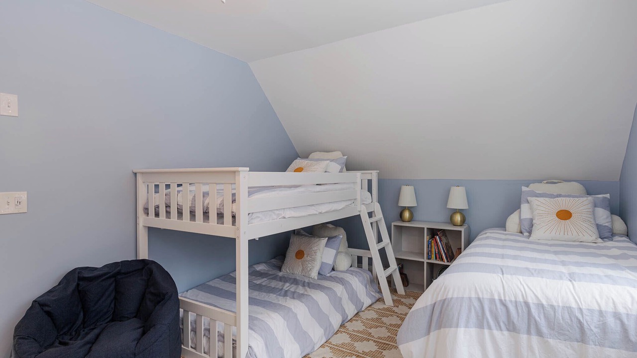 Photo of Bedroom in Acworth