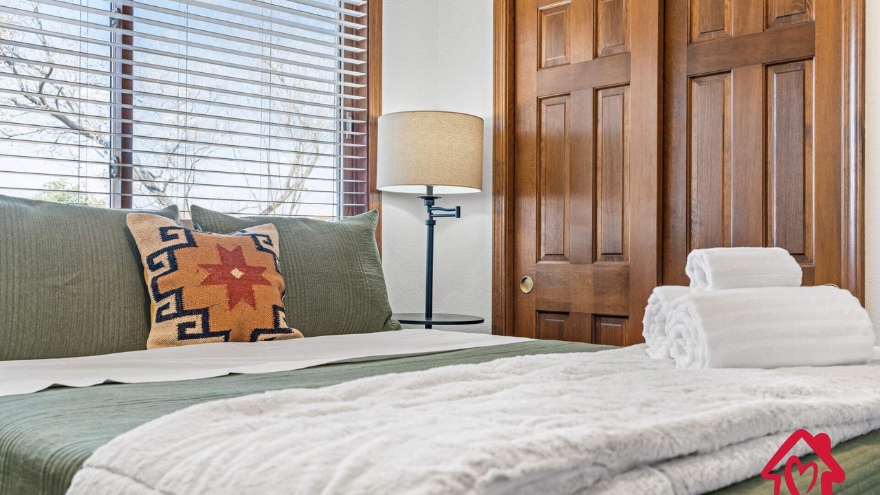 Photo of Bedroom in Northeast Heights