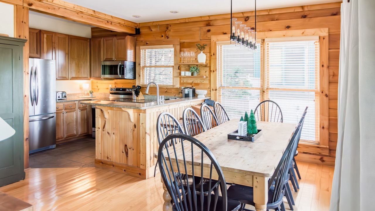 Photo of Bedroom in Snowshoe