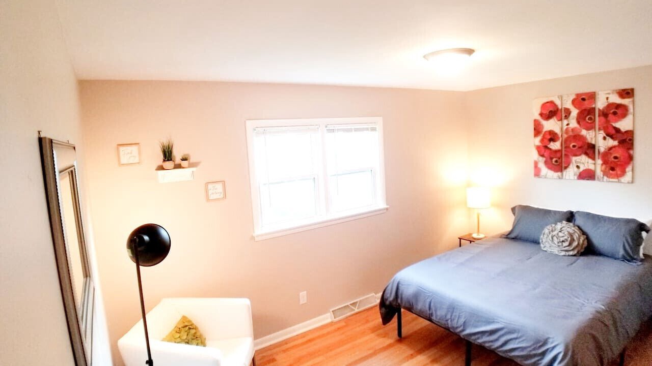 Photo of Bedroom in Mosinee