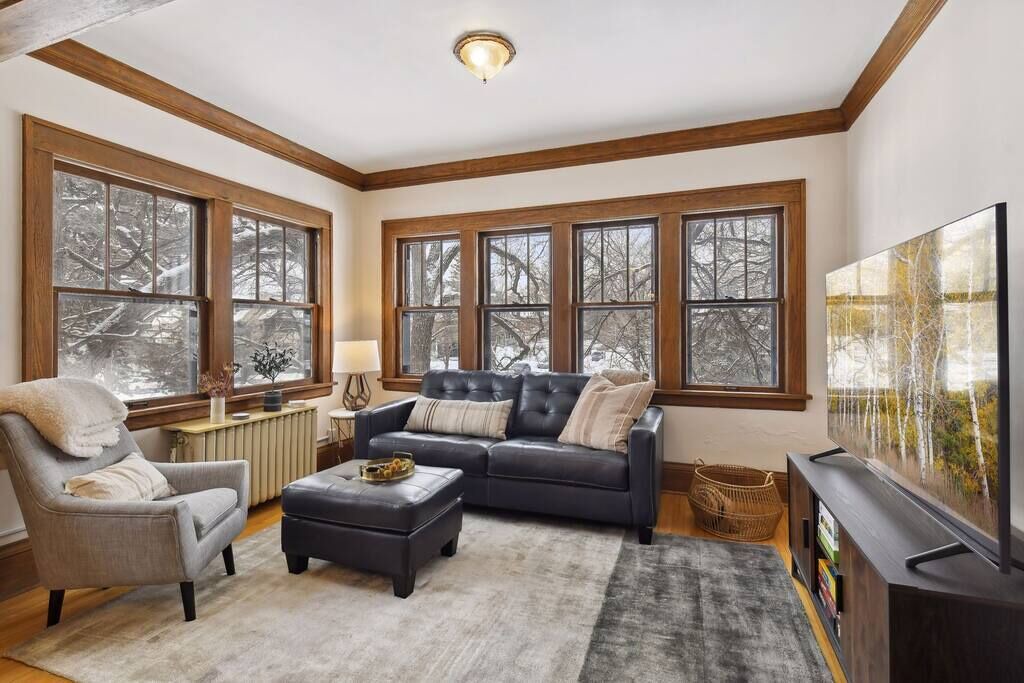 Photo of Bedroom in Linden Hills