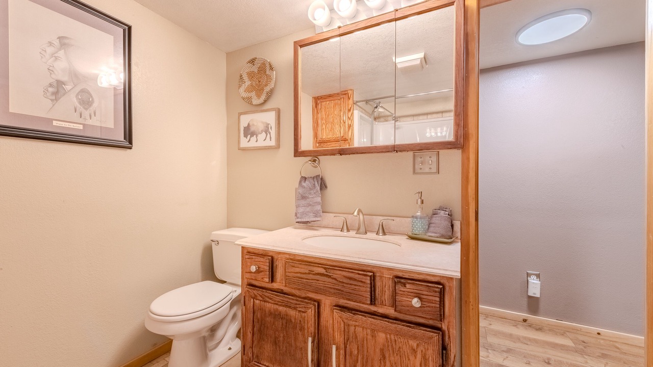 Photo of Bathroom in Red River