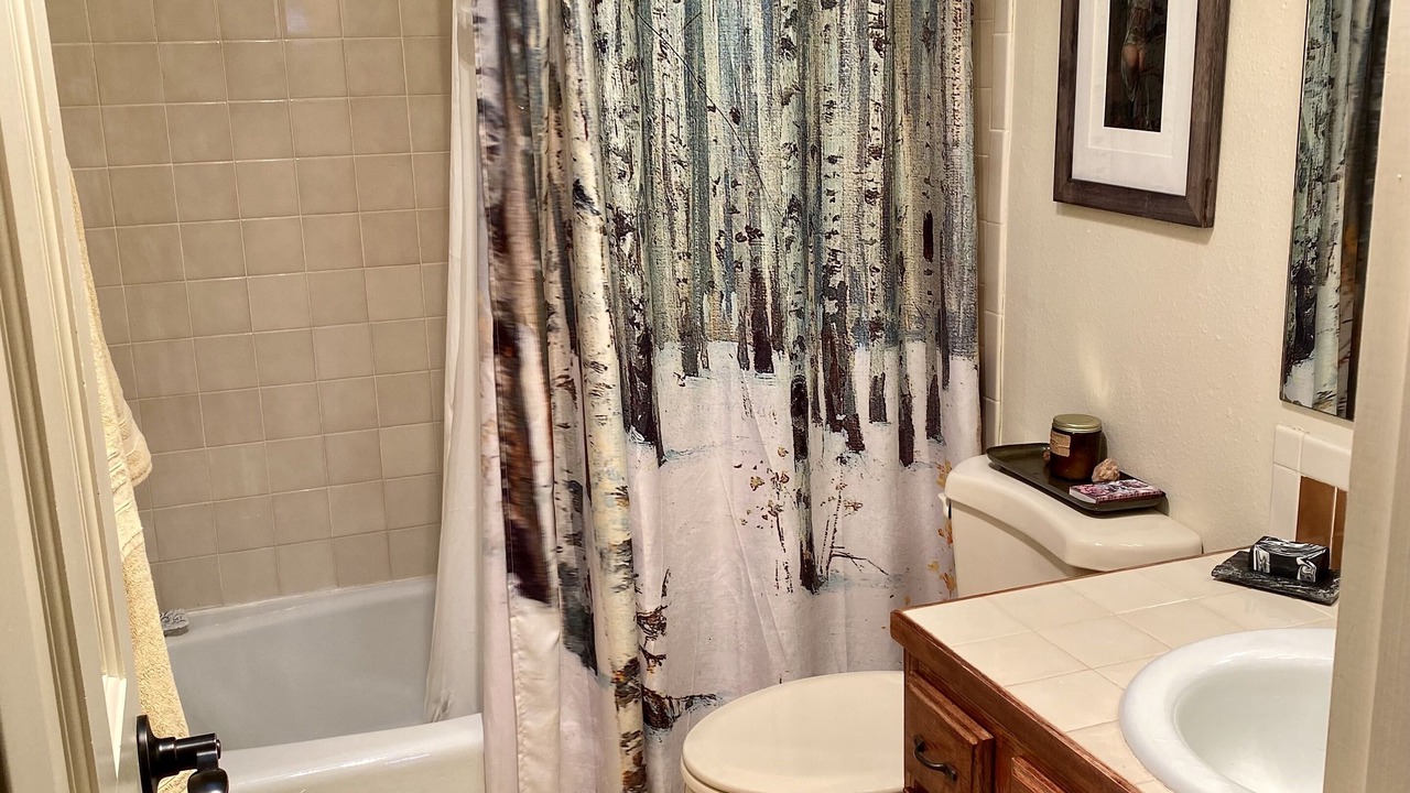 Photo of Bathroom in Eldorado at Santa Fe