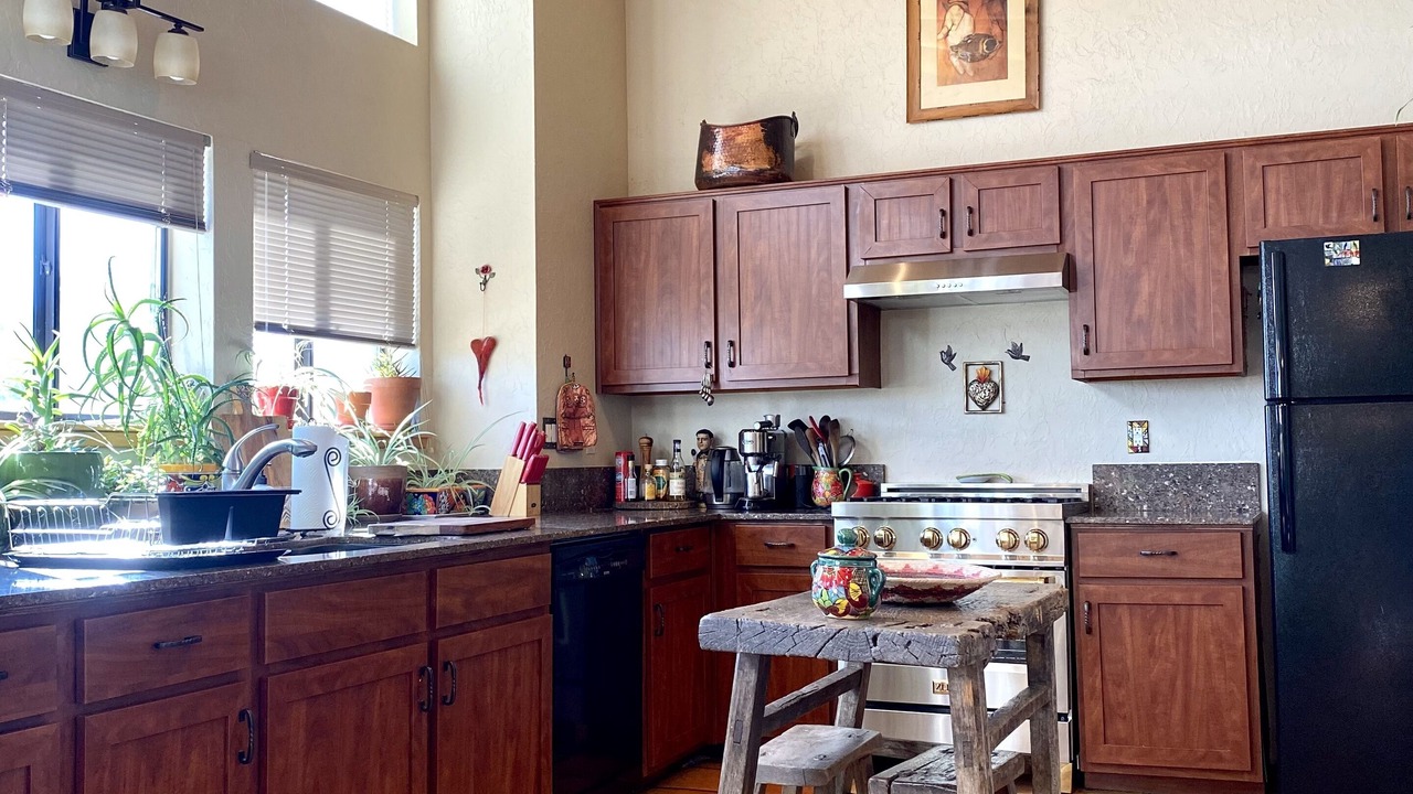 Photo of Kitchen in Eldorado at Santa Fe