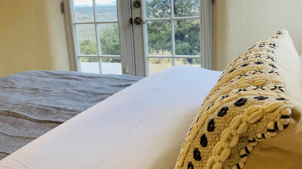 Photo of Bedroom in Arroyo Hondo
