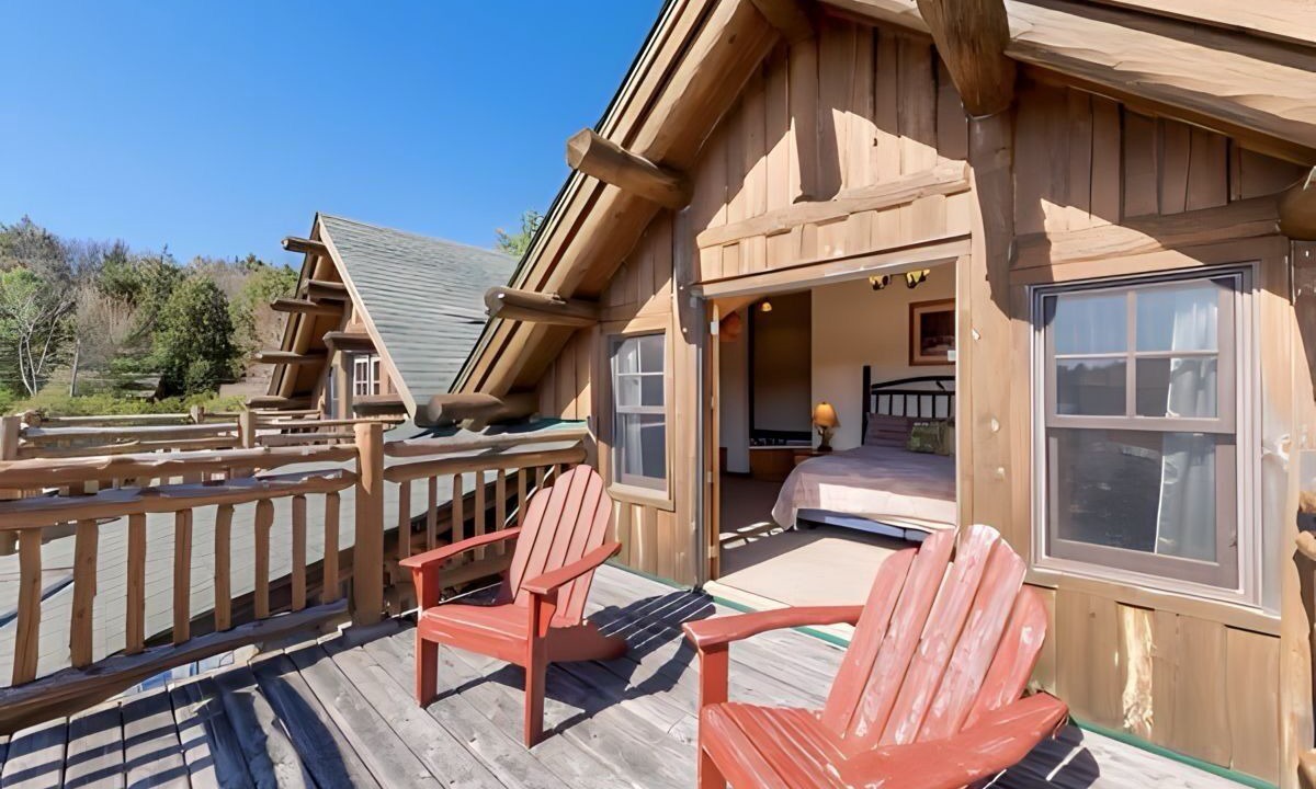 Photo of Patio Balcony in Saranac Lake