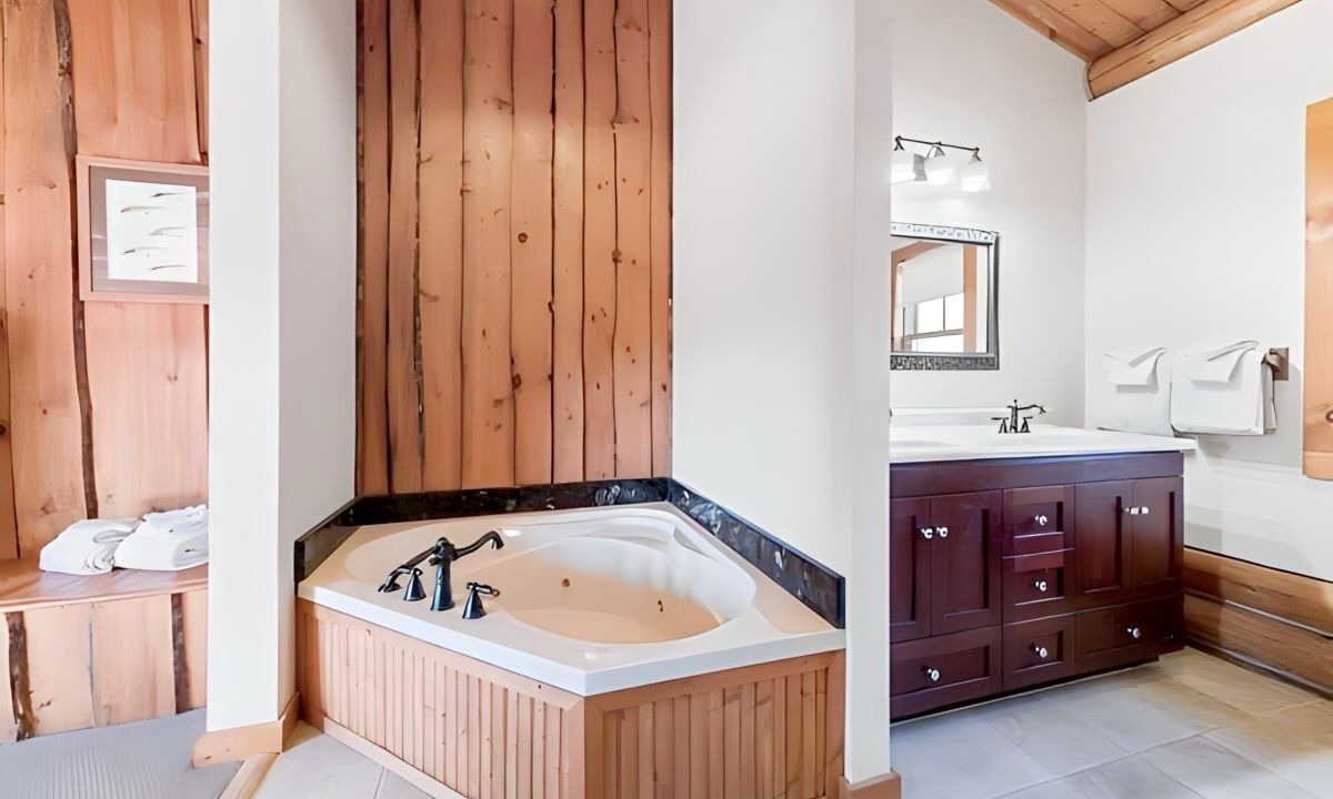 Photo of Bathroom in Saranac Lake