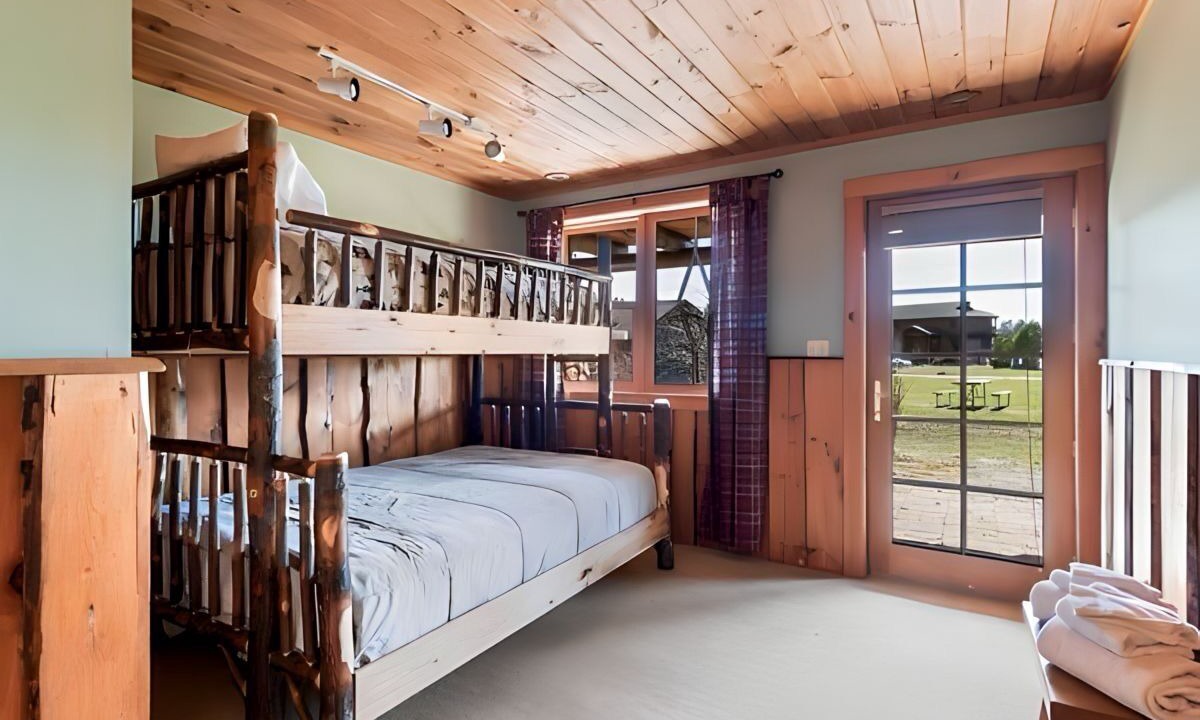Photo of Bedroom in Saranac Lake