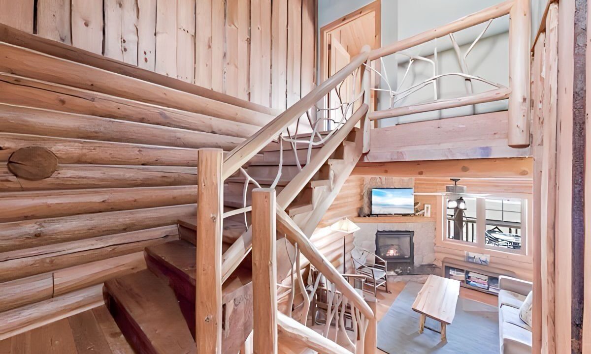 Photo of Livingroom in Saranac Lake