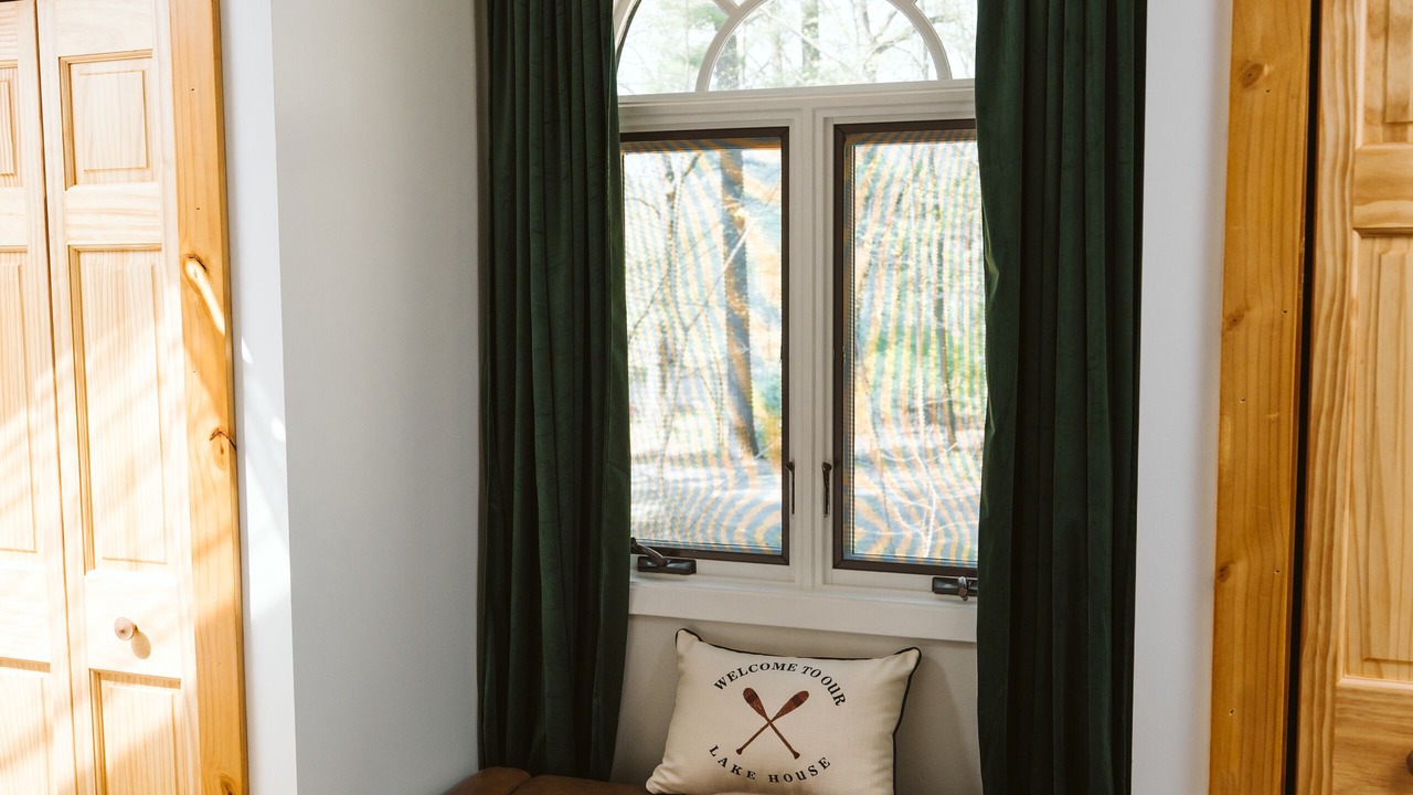 Photo of Bedroom in King