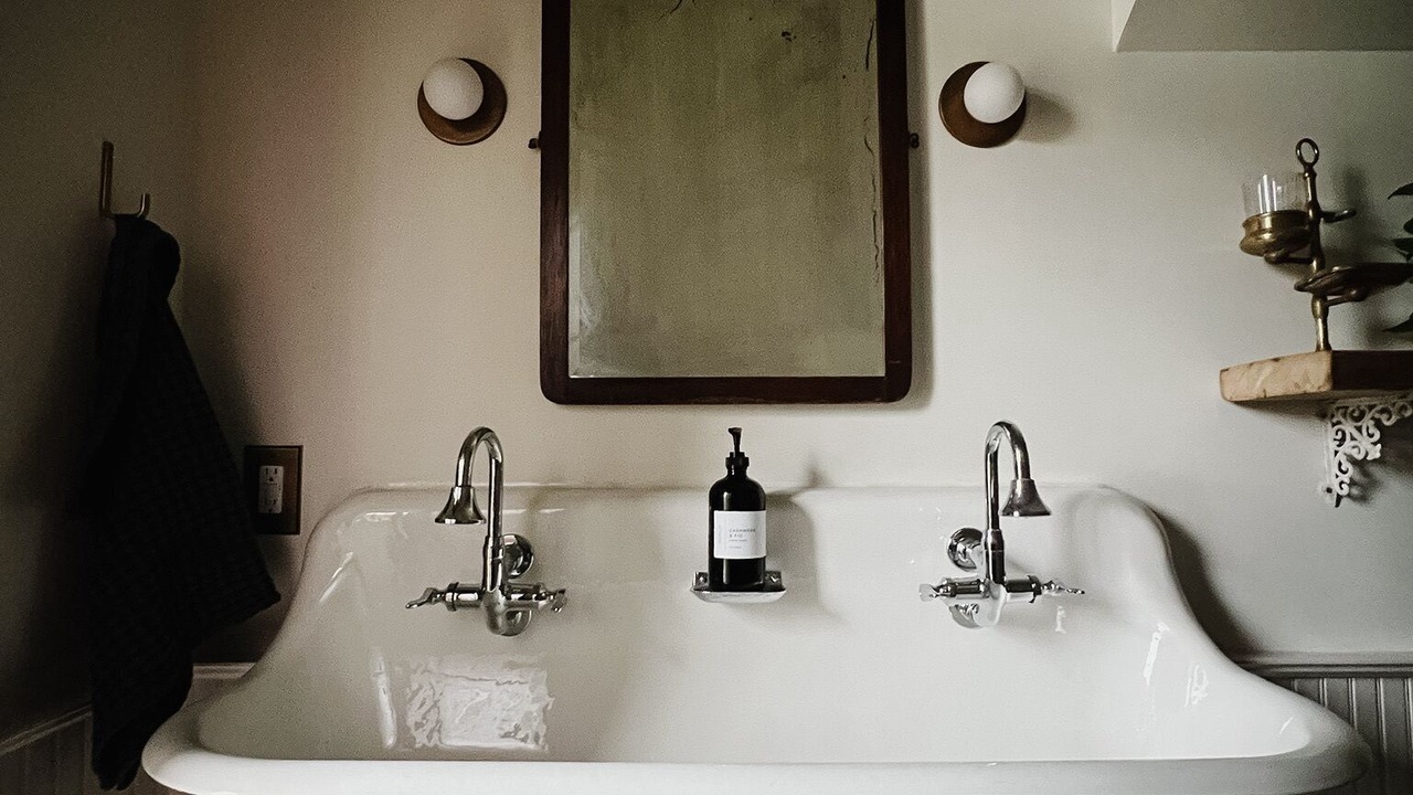 Photo of Bathroom in Forest Hills