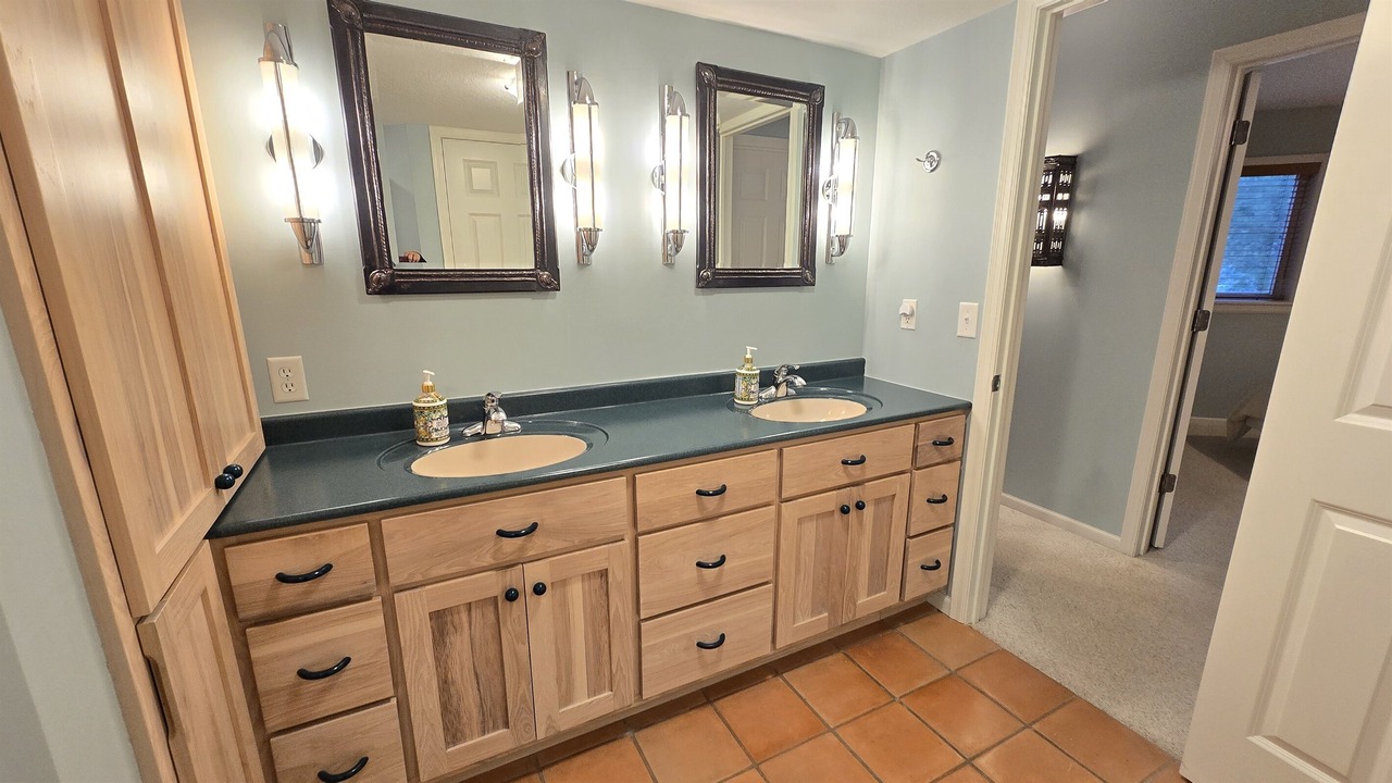 Photo of Bathroom in Excelsior