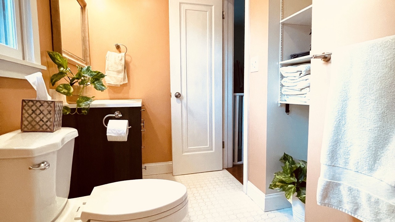 Photo of Bathroom in Diamond Lake
