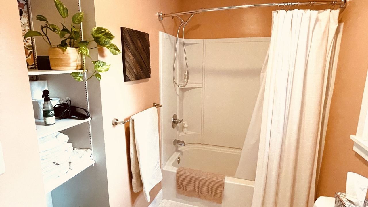 Photo of Bathroom in Diamond Lake