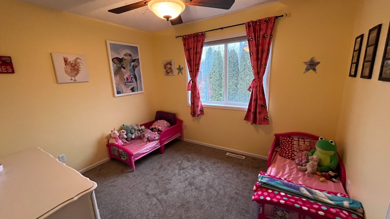 Photo of Bedroom in Lino Lakes