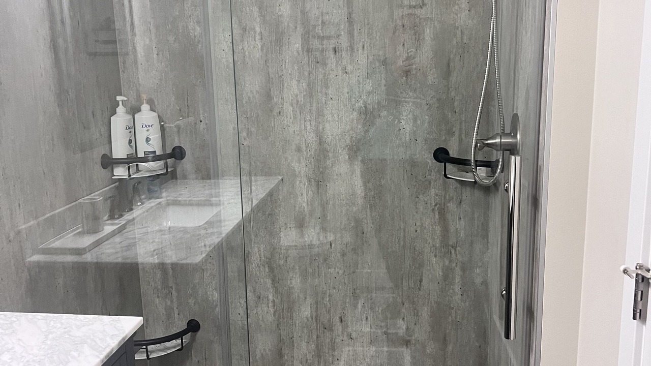 Photo of Bathroom in Clear Lake